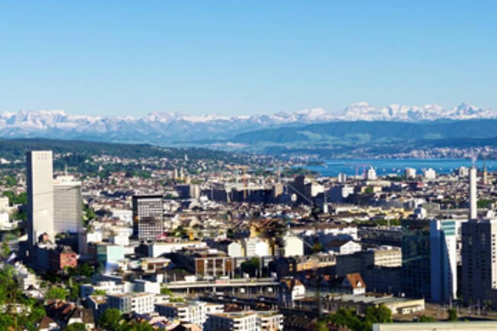 Turicum Apartment Mit Balkon Und Parkplatz Zürich Exteriör bild